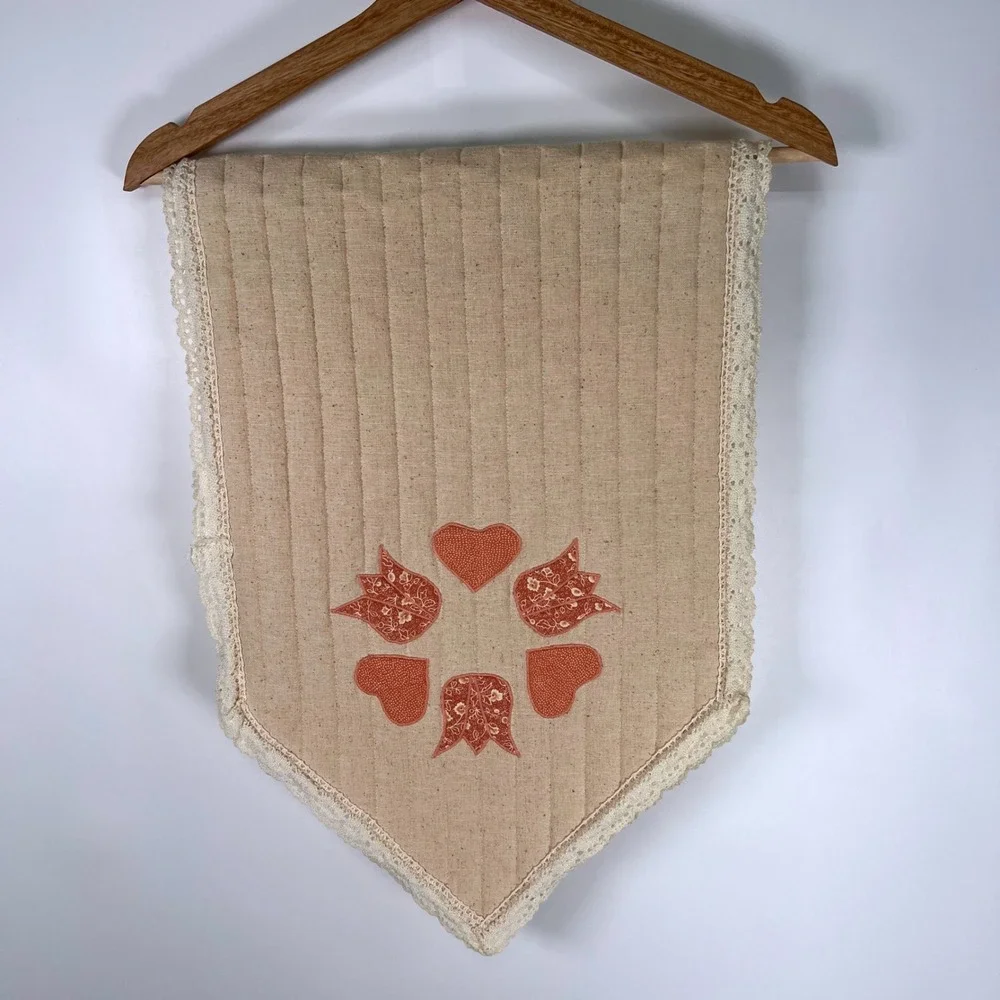 Set of 3 Quilted Table Runners Heart Floral Applique Lace Trim Farmhouse‎ Decor